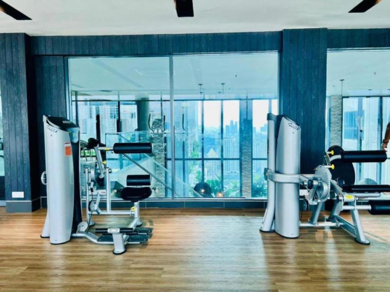 شقة The Luxe Colony Klcc By Sky Pool كوالالمبور المظهر الخارجي الصورة