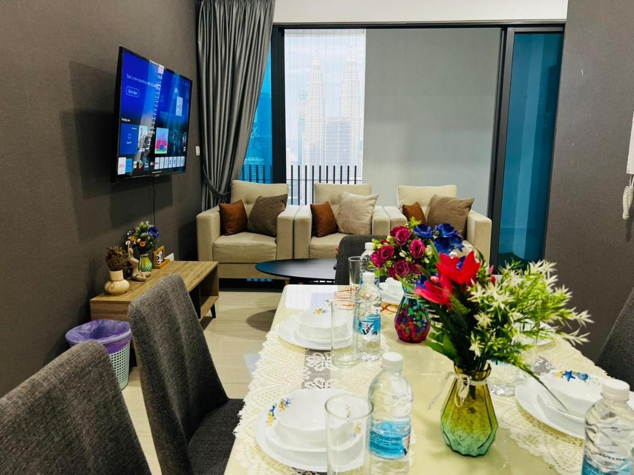 شقة The Luxe Colony Klcc By Sky Pool كوالالمبور المظهر الخارجي الصورة