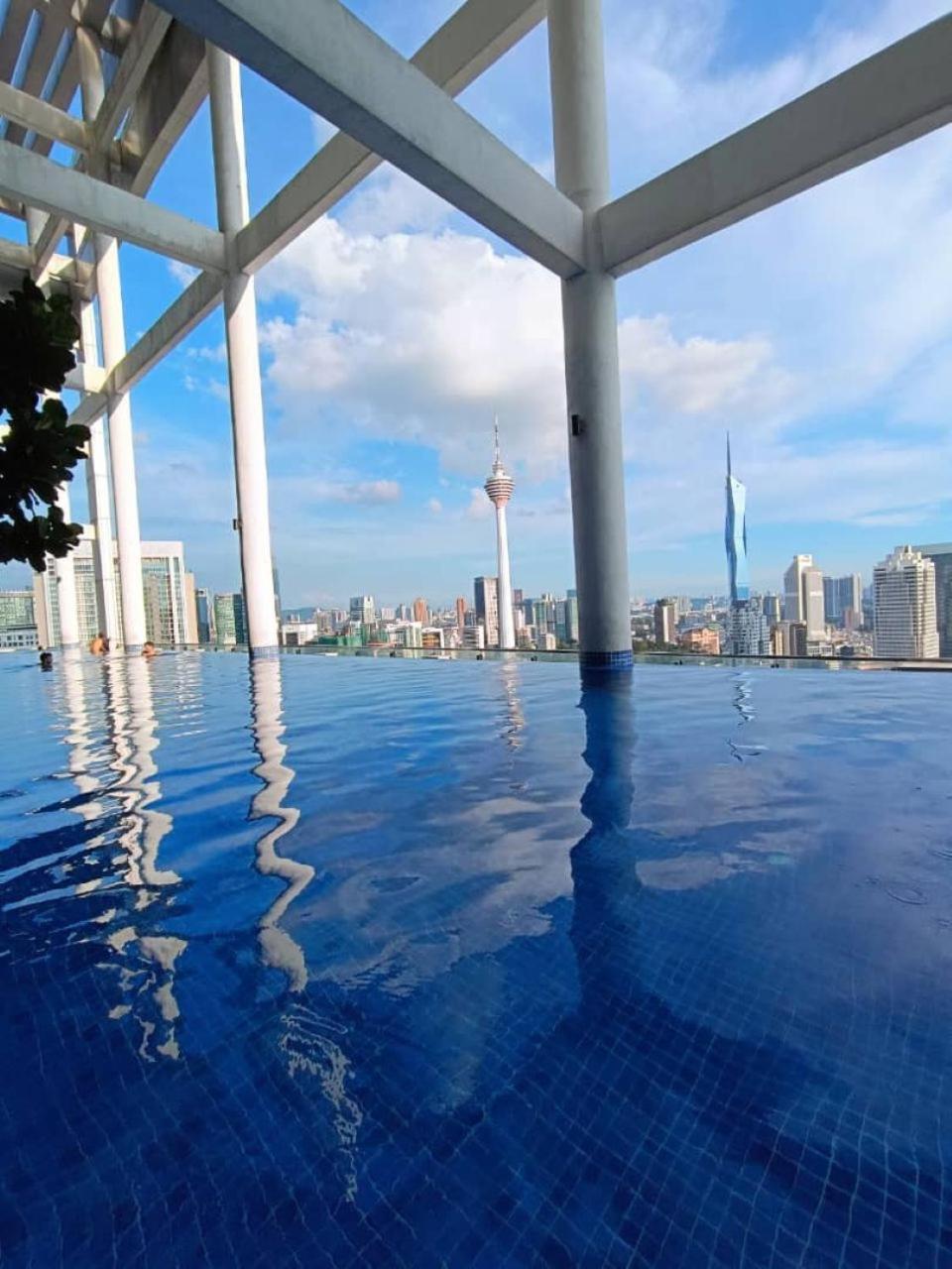 شقة The Luxe Colony Klcc By Sky Pool كوالالمبور المظهر الخارجي الصورة